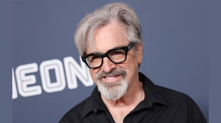 হলিউড অভিনেতা রবার্ট ক্যারাডাইন আর নেই